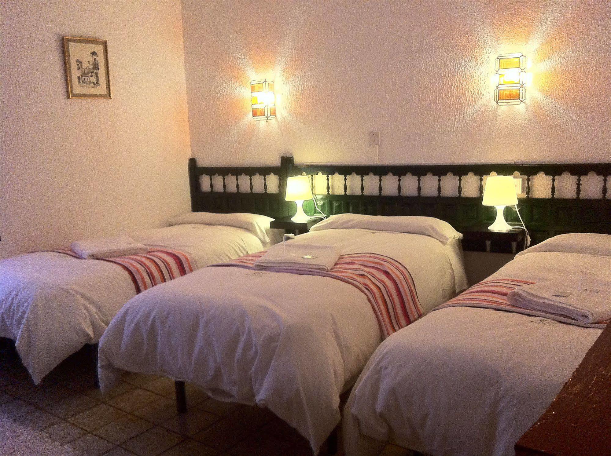 Pension Atlantida Гранада Экстерьер фото