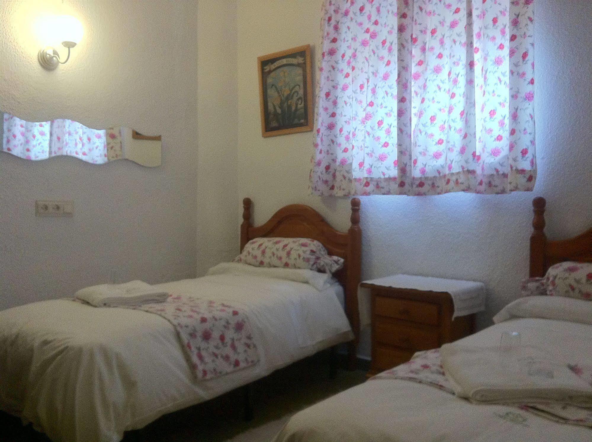 Pension Atlantida Гранада Экстерьер фото